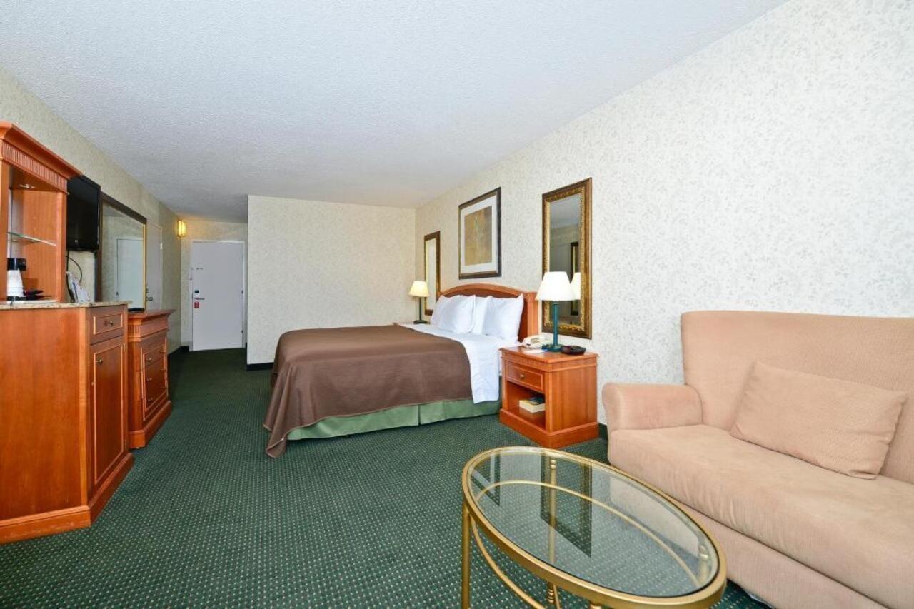 Americas Best Value Inn - Baltimore Room photo